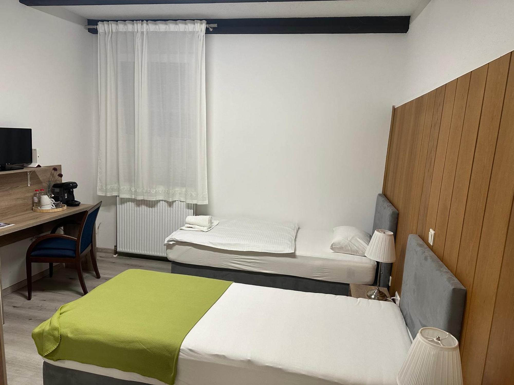 Hotel Alte Wache Mariental Eksteriør bilde